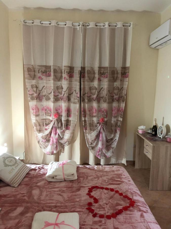 Lejlighed i Casagiove på 85 m². Soveværelser: 3. Private badeværelser: 3. Caserta Eksteriør billede